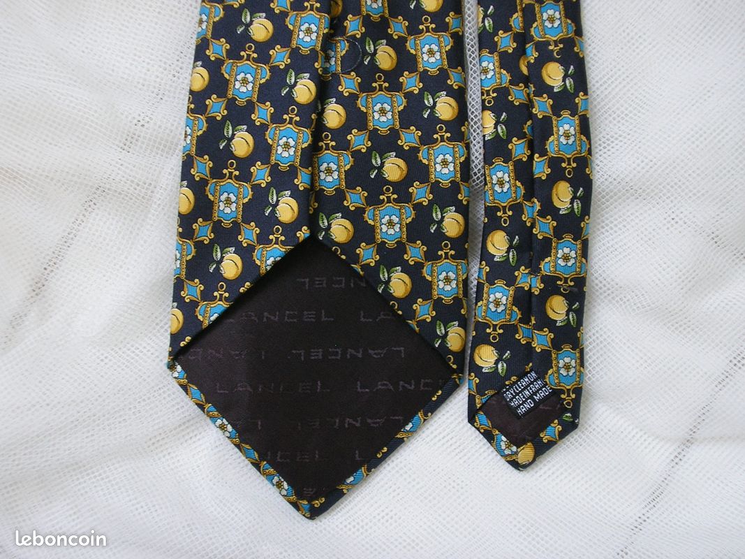 CRAVATE SOIE LANCEL authentique comme neuve đ (image 3)