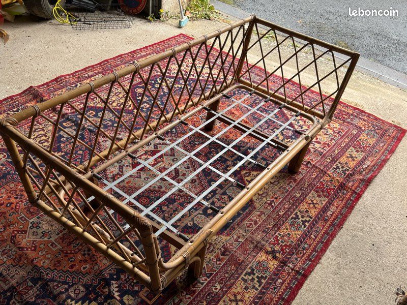 Banquette Rotin is 120 x 60 environ Urgent (image 2)