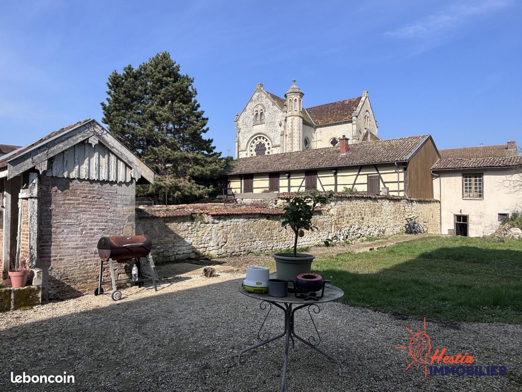 Maison 9 pièces 250 m² à Sainte-Menehould