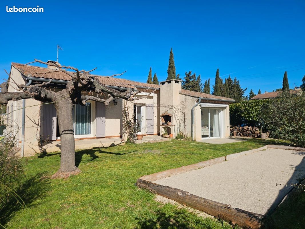 Maison 6 pièces 115 m² · à Pernes-les-Fontaines · 115 m² · 325 000 €