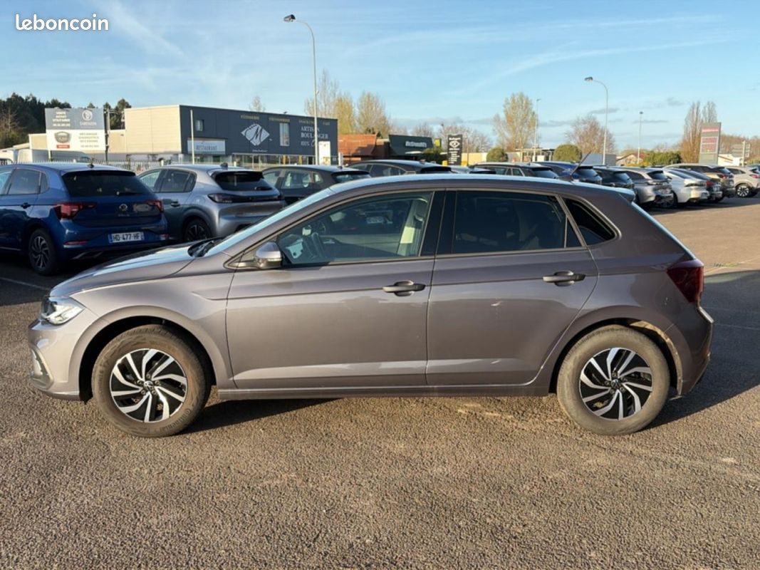 VOLKSWAGEN POLO 1.0 tsi 95 vw edition (image 8)