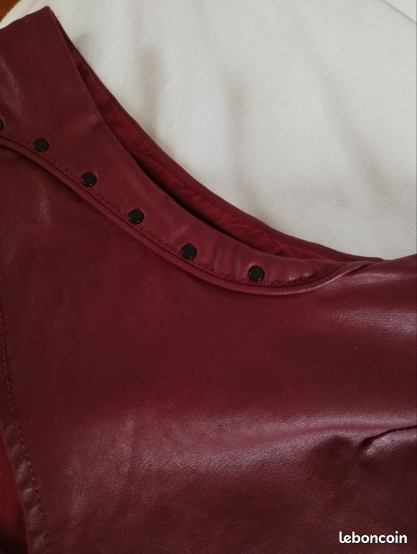 Robe bordeaux (image 2)