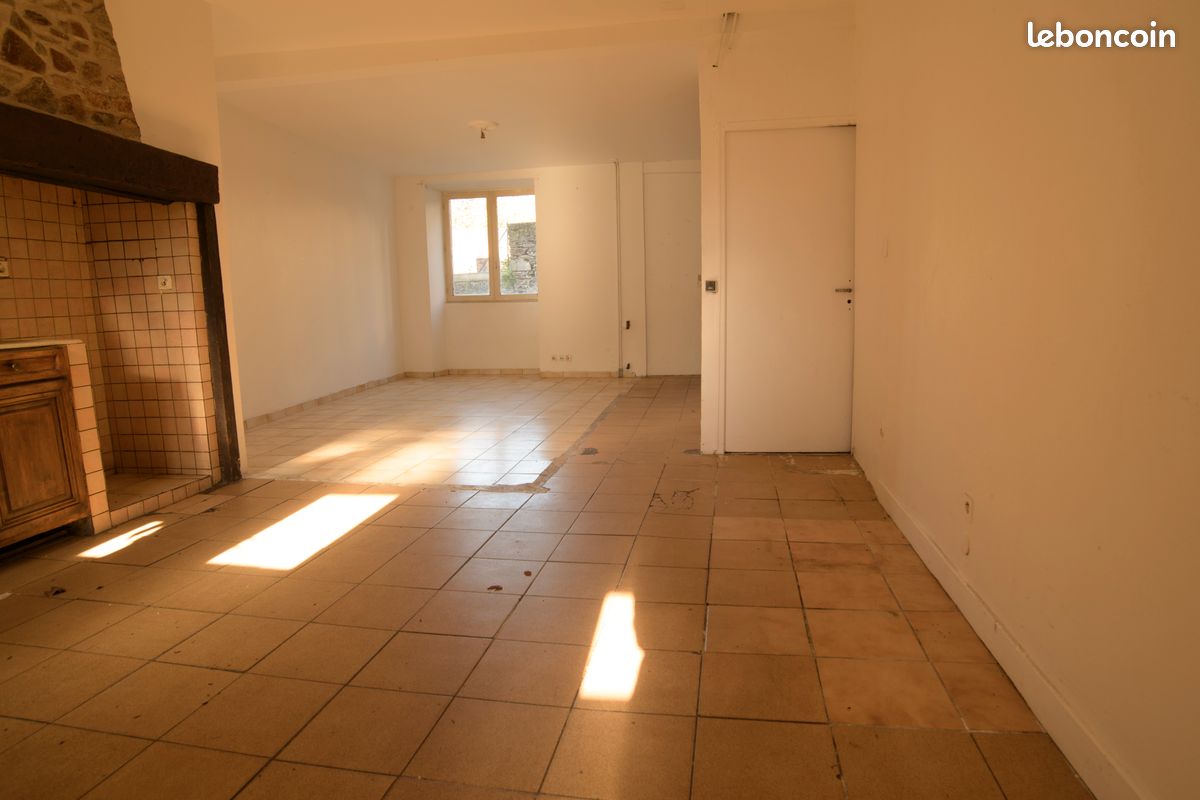 Appartement Type T6 - Lubersac 19210 (image principale 0)