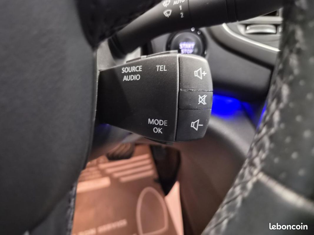 RENAULT TALISMAN 1.6 TCe 200 EDC Initiale Paris (image 24)