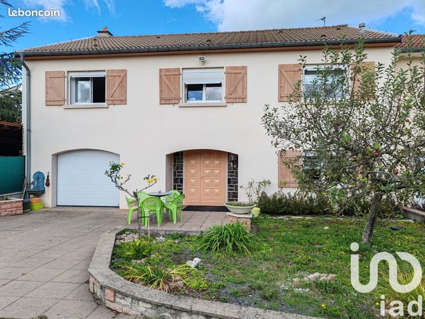Maison 7 pièces 203 m²