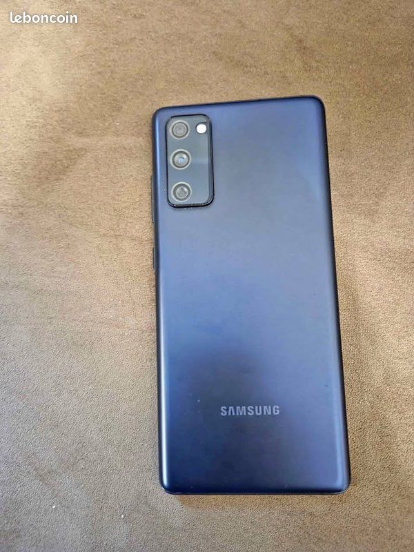 Samsung Galaxy S20 Fe (image 6)