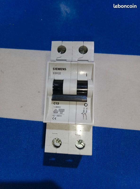 Disjoncteur siemens 5sx22 c13 (image 1)