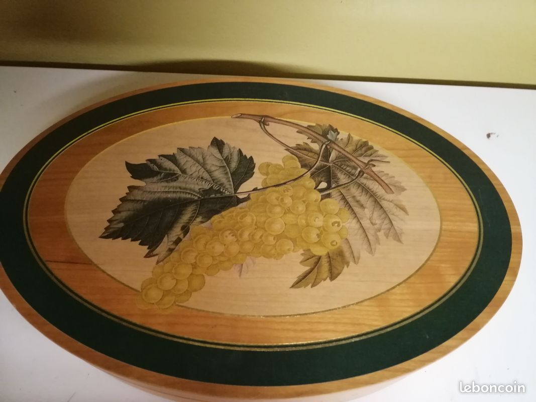 Coffret de deux bouteilles de vin (image 1)