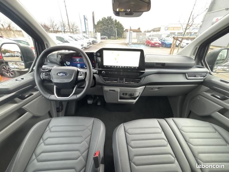 Ford Tourneo Custom 320 L2H1 2.0 EcoBlue 170ch Titanium BVA8 (image 14)