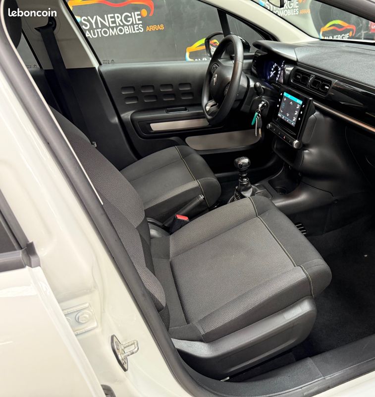 C3 societe feel Nav 100 ch 31.232 km 9.658 ht (11.590 ttc) (image 3)