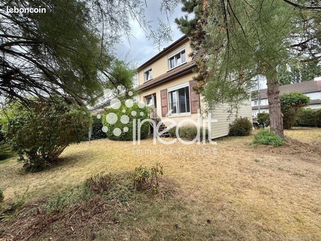 Maison 4 pièces 95 m² · à Lambersart · 95 m² · 1 520 €