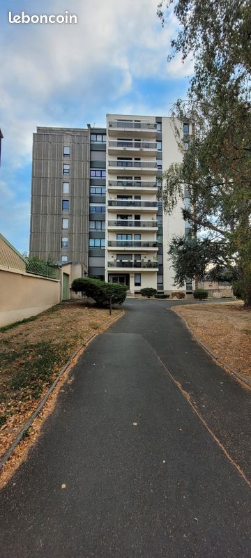 Appartement 4 pièces 80 m² · à Châteauroux · 80 m² · 115 000 €