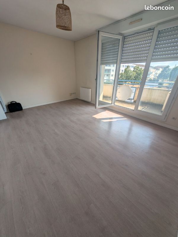 Appartement 2 pièces 35 m² · à Poitiers · 35 m² · 520 €/mois