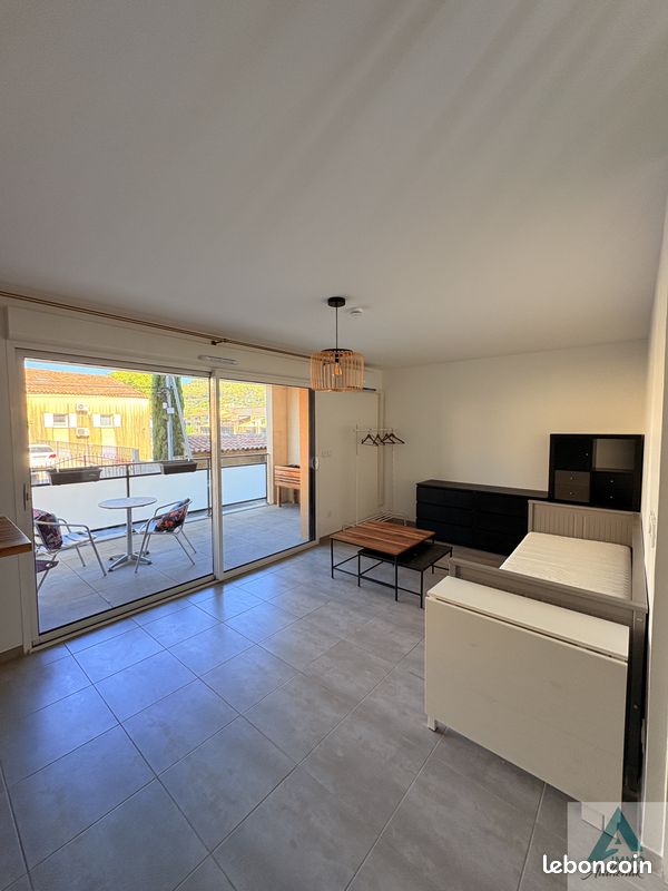 Appartement 1 pièce 31 m² · à Auriol · 31 m² · 750 €/mois