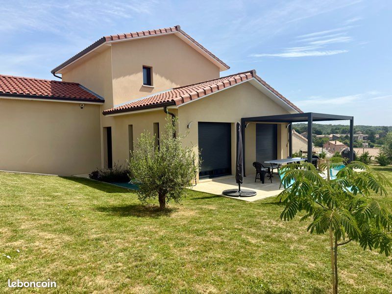 Maison 5 pièces 117 m² · à Hurigny · 117 m² · 375 000 €