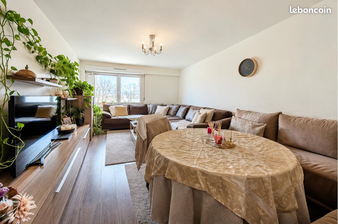 Appartement à Louer de 65m2 (image 1)