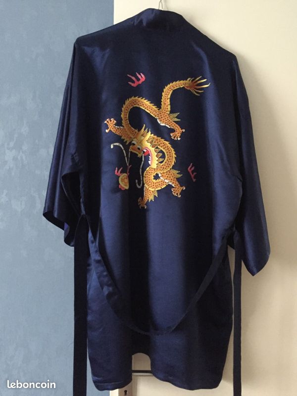Tunique / KIMONO courte 100 % soie bleu (image 1)