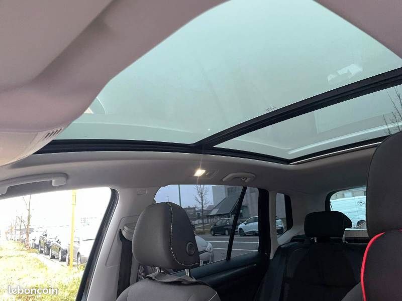 Golf sportsvan 1.6 tdi 110ch bluemotion technology fap lounge dsg7 (image 5)