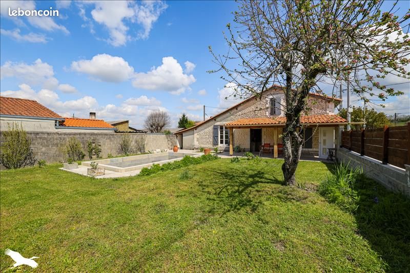 Maison 5 pièces 114 m² - Chalais 16210 (image principale 7)