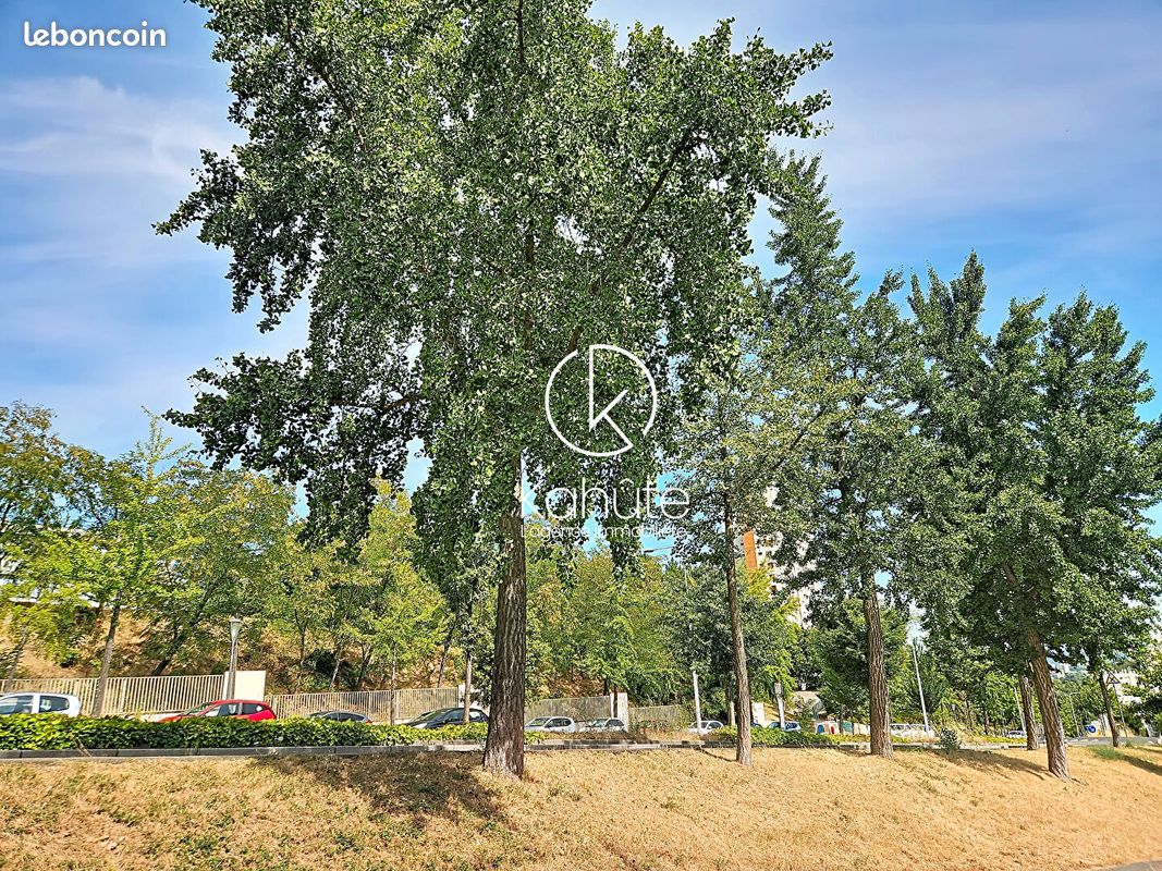 Maison 5 pièces 114 m² · à Tassin-la-Demi-Lune · 114 m² · 380 000 €