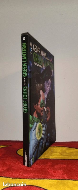 Green lantern (image 2)