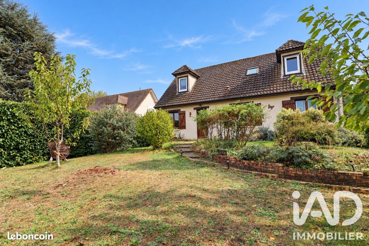 Maison 6 pièces 154 m² · à Orgerus · 154 m² · 429 000 €
