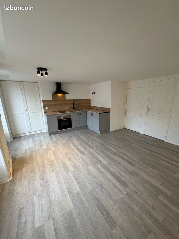 Appartement 2 pièces 38 m² · à Condé-en-Normandie · 38 m² · 380 €/mois