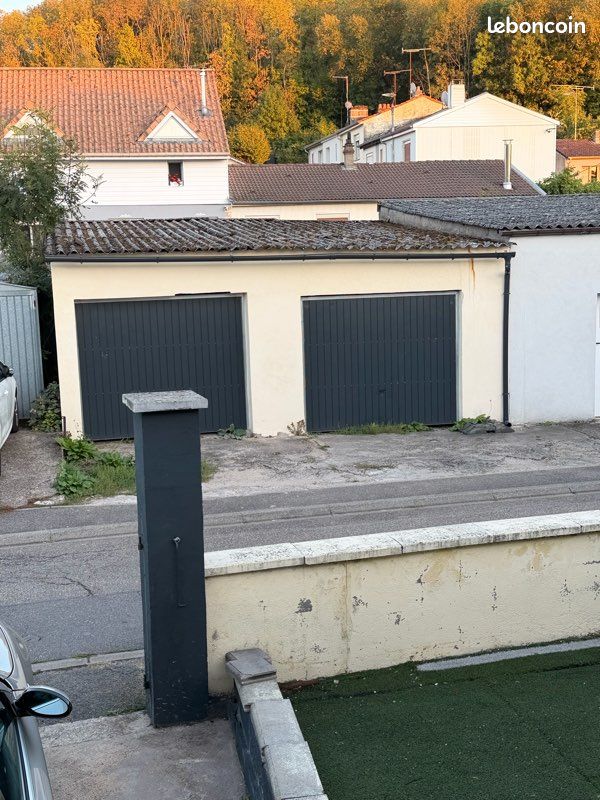 Garage · à Neuves-Maisons · 17 000 €