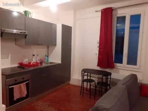 Appartement 1 pièce 30 m² · à Figanières · 30 m² · 550 €