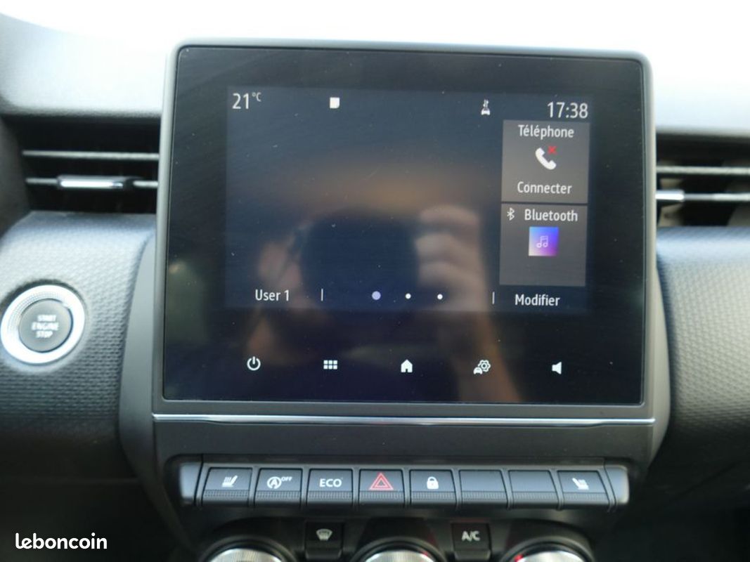Renault clio v tce 100 zen bvm5 (image 18)