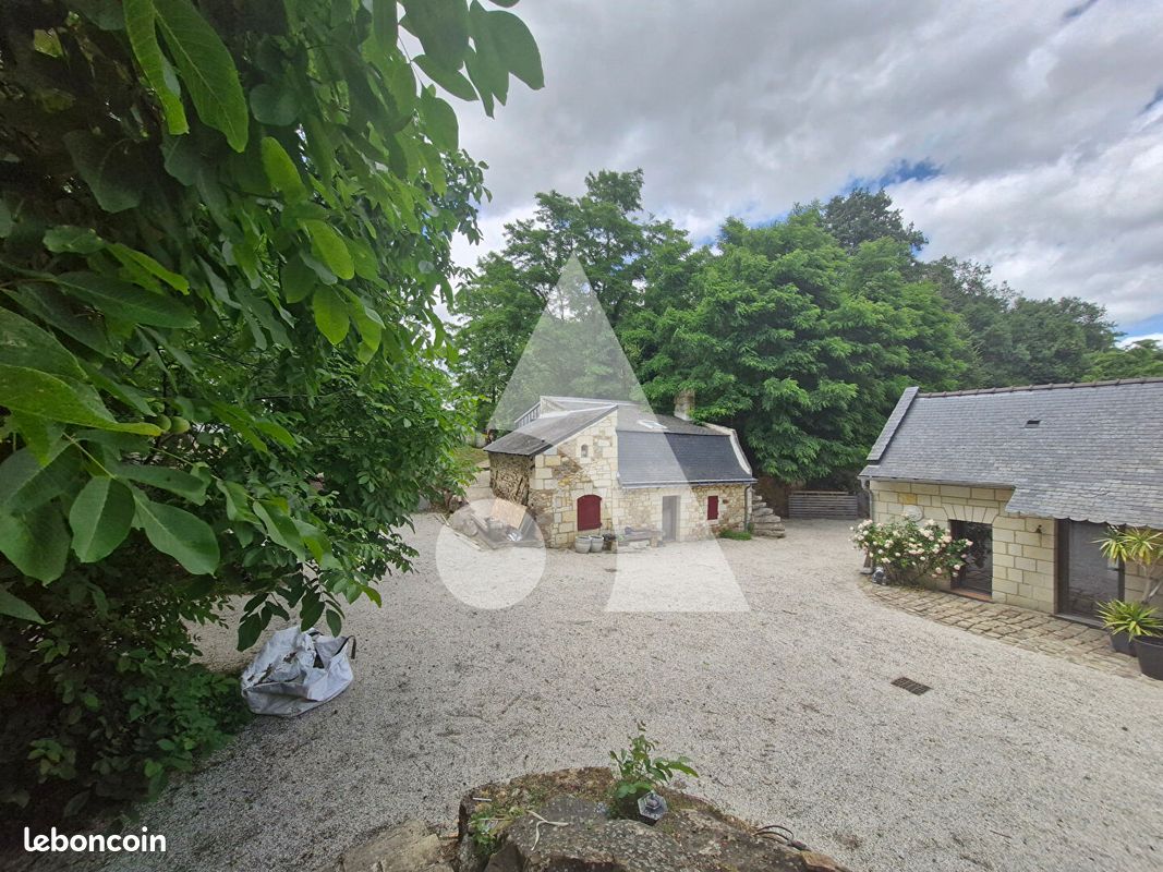 Maison 8 pièces 216 m² · à Brissac Loire Aubance · 216 m² · 499 000 €