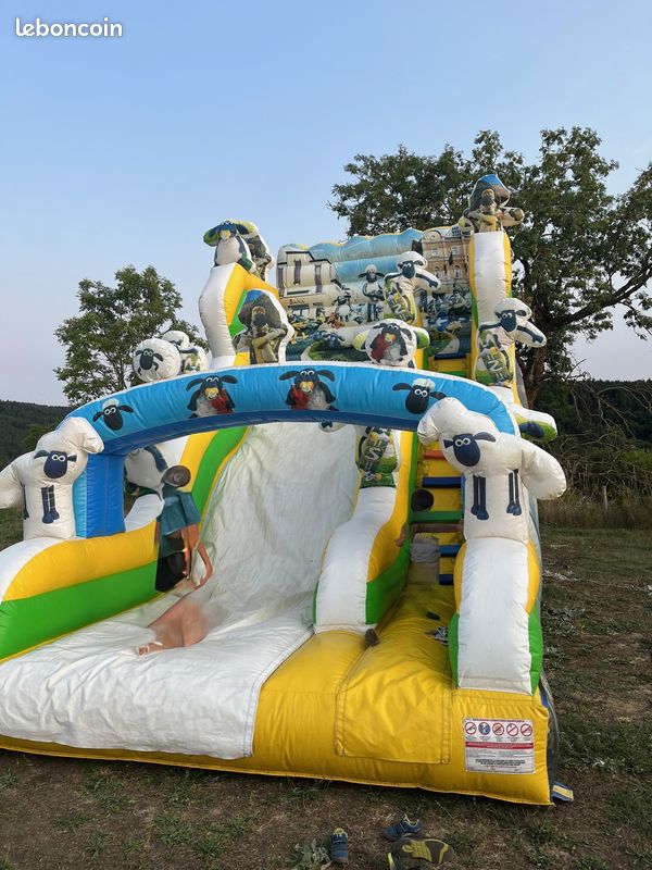 Aire de jeux (image 1)