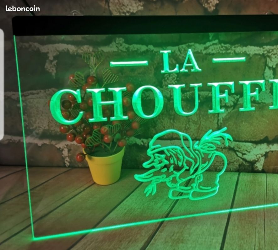 Enseigne Lumineuse Carlsberg – Décoration Bistrot/bar – Aluminium – Occasion