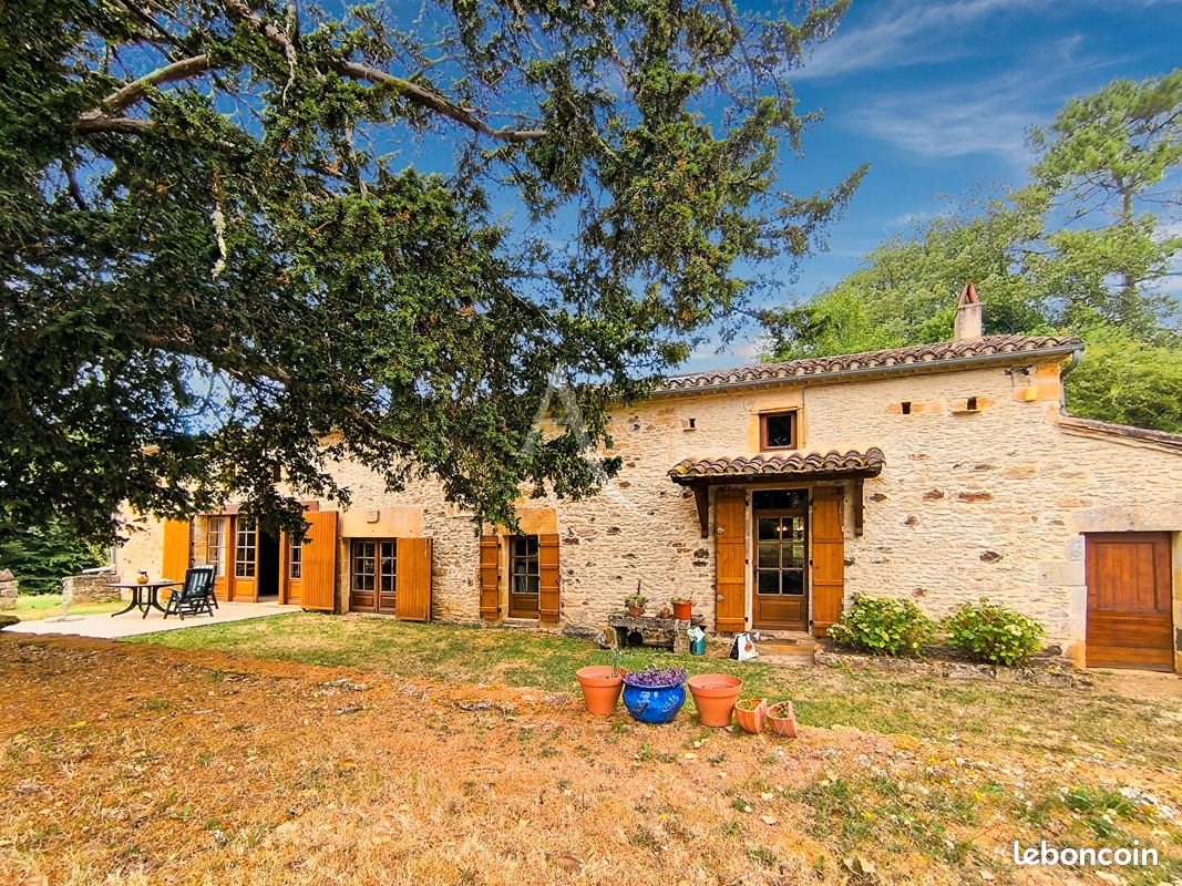 Maison 5 pièces 159 m² · à Frayssinet-le-Gélat · 159 m² · 199 000 €