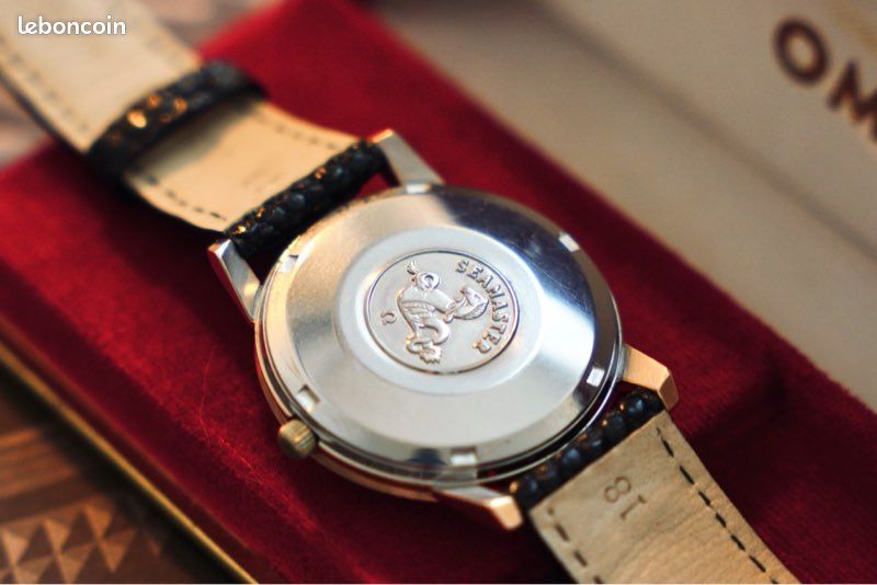Collection Montre Vintage Omega Longines Movado… (image 9)