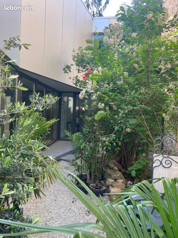 Maison 6 pièces 215 m² · à Clamart · 215 m² · 1 350 000 €