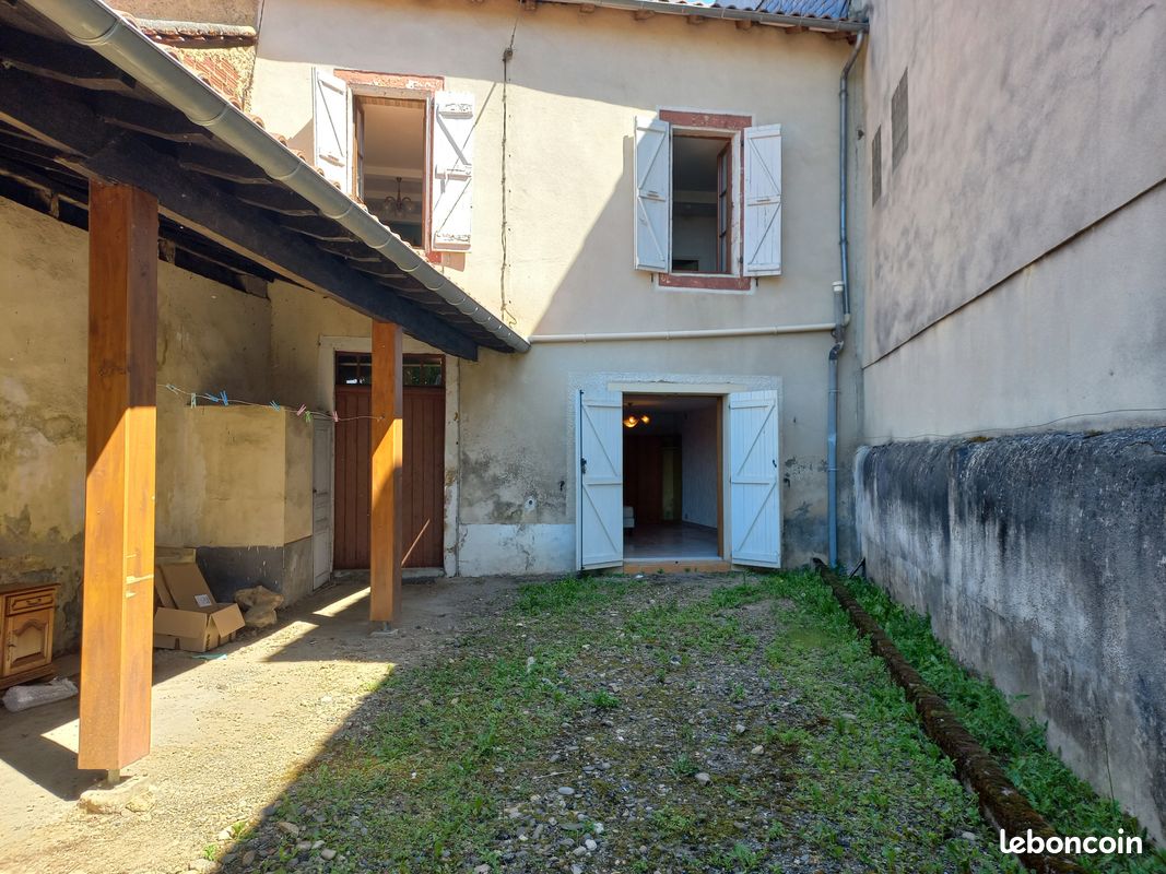 Maison 3 pièces 75 m² · à Mirande · 75 m² · 69 000 €