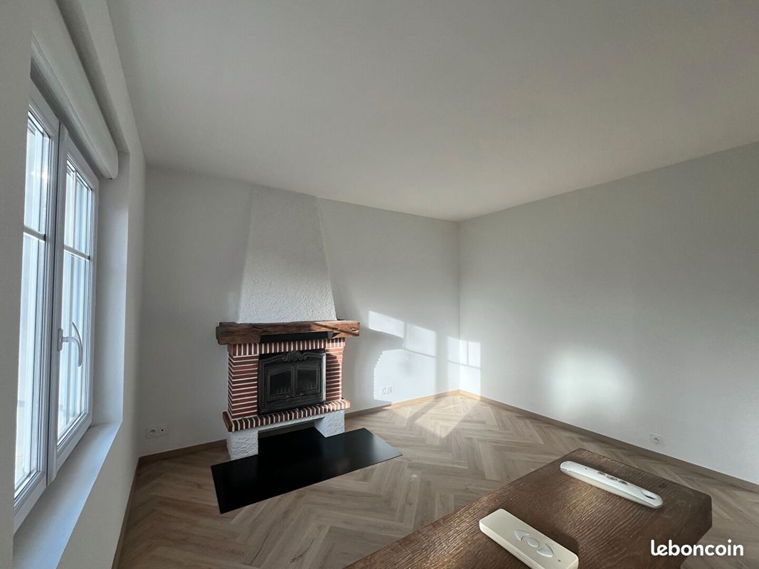 Maison a louer - 3 pièce(s) - 84 m2 - Surfyn