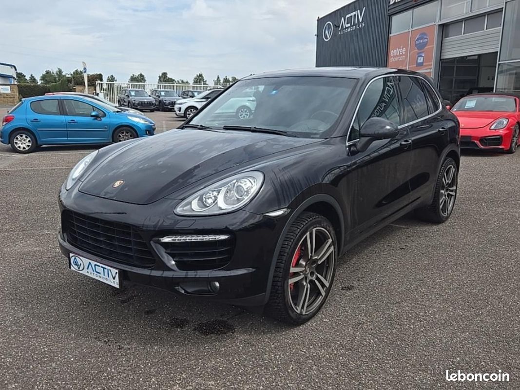 PORSCHE CAYENNE (958) turbo (image 1)