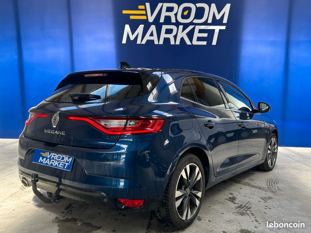 RENAULT Megane 1.3 140ch INTENS - 2020 - CarPlay - Boîte auto - Attelage - Caméra De Recul - Régulateur - Lumière D'Ambiance - Carte Main Libre (image 3)