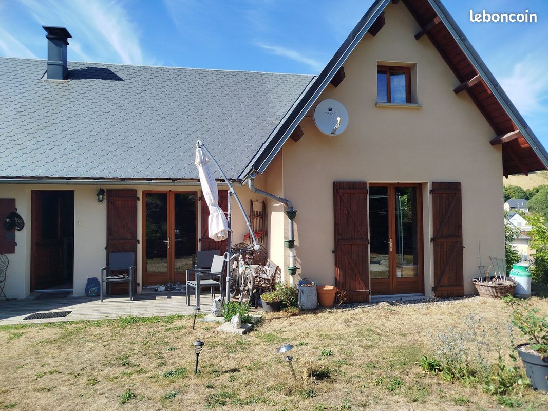 Maison 4 pièces 130 m² · à Besse-Et-Saint-Anastaise · 130 m² · 230 000 €