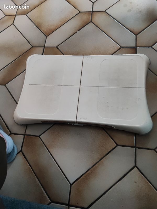 Wii avec une vingtaine de jeux (image 2)