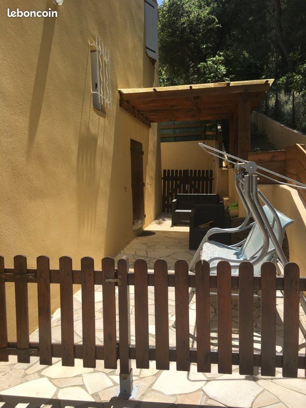 Location (image 2)
