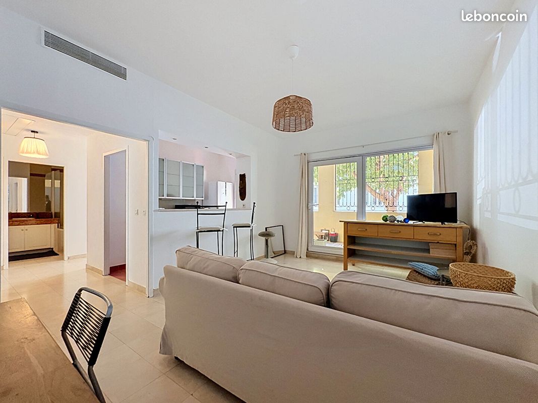 Appartement 2 pièces 51 m² · à Marseille · 51 m² · 295 000 €