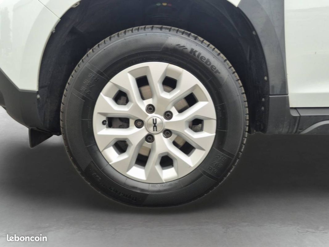DACIA Duster TCe 150 4x2 EDC Expression (image 14)
