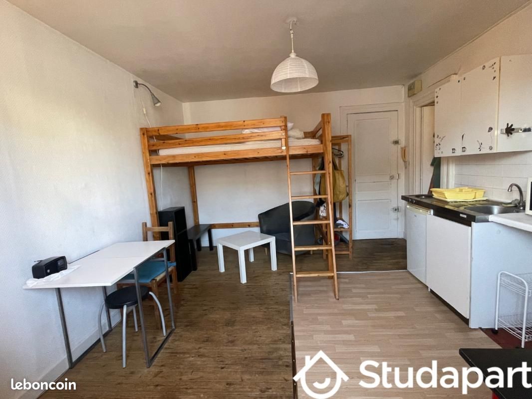 Appartement 1 pièce 18 m² · à Nantes · 18 m² · 490 €/mois
