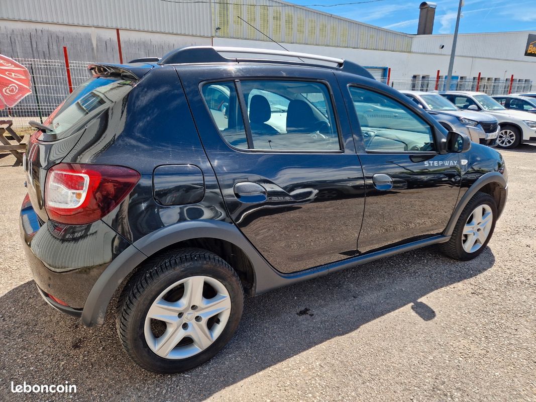 Dacia Sandero 0.9 Tce 90 Stepway (image 3)
