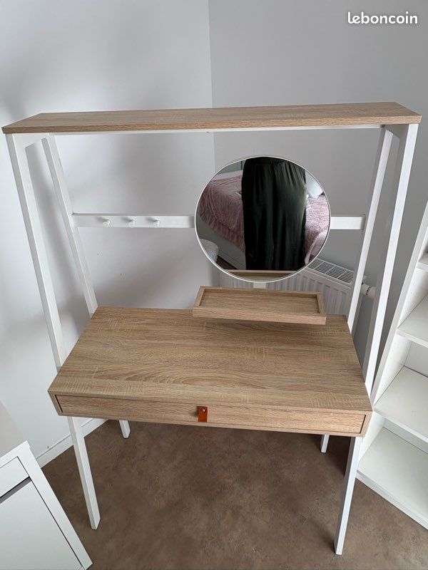 ✨ Coiffeuse moderne avec miroir et rangement – Très bon état ✨ (image 1)