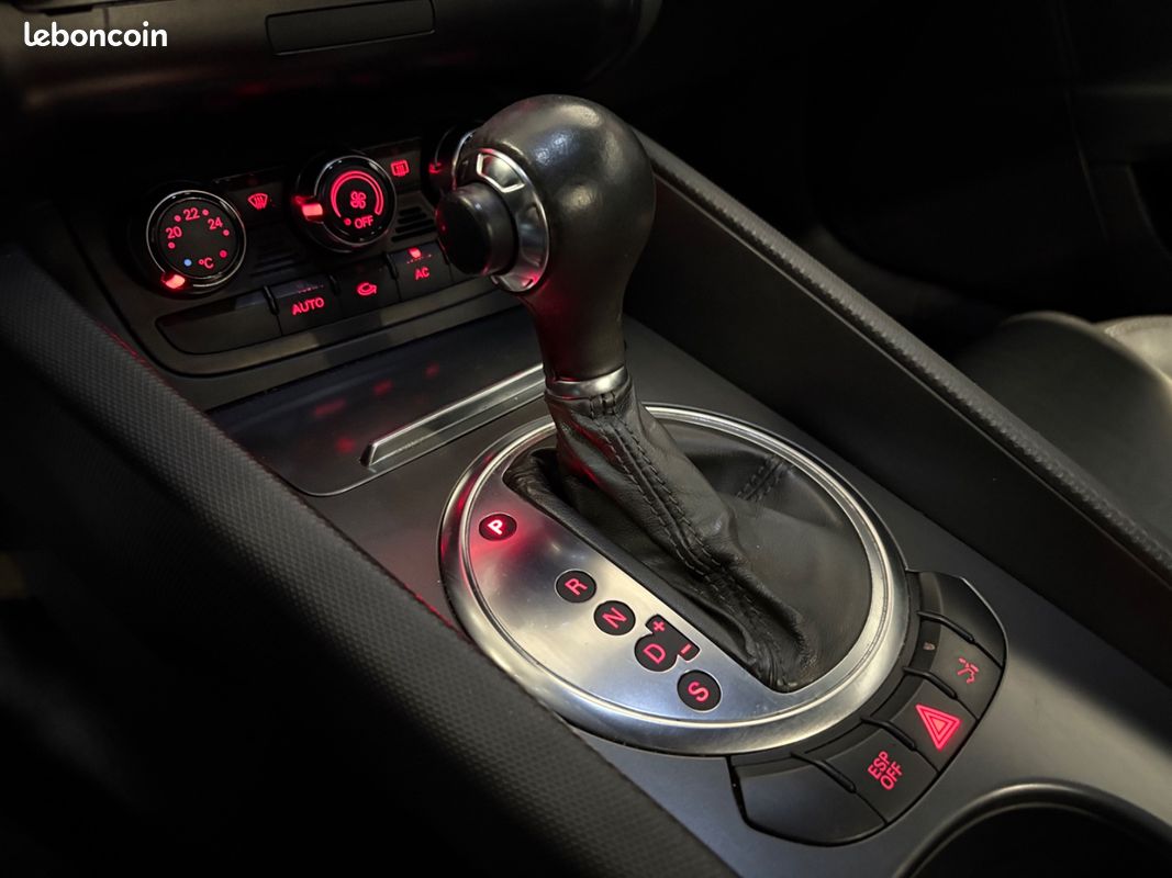 AUDI TT 2.0 TFSI 200ch S-Tronic A / RÉVISION MAI 2026 / DISTRIB AVRIL 2025 / PNEUS AV NEUFS (image 21)