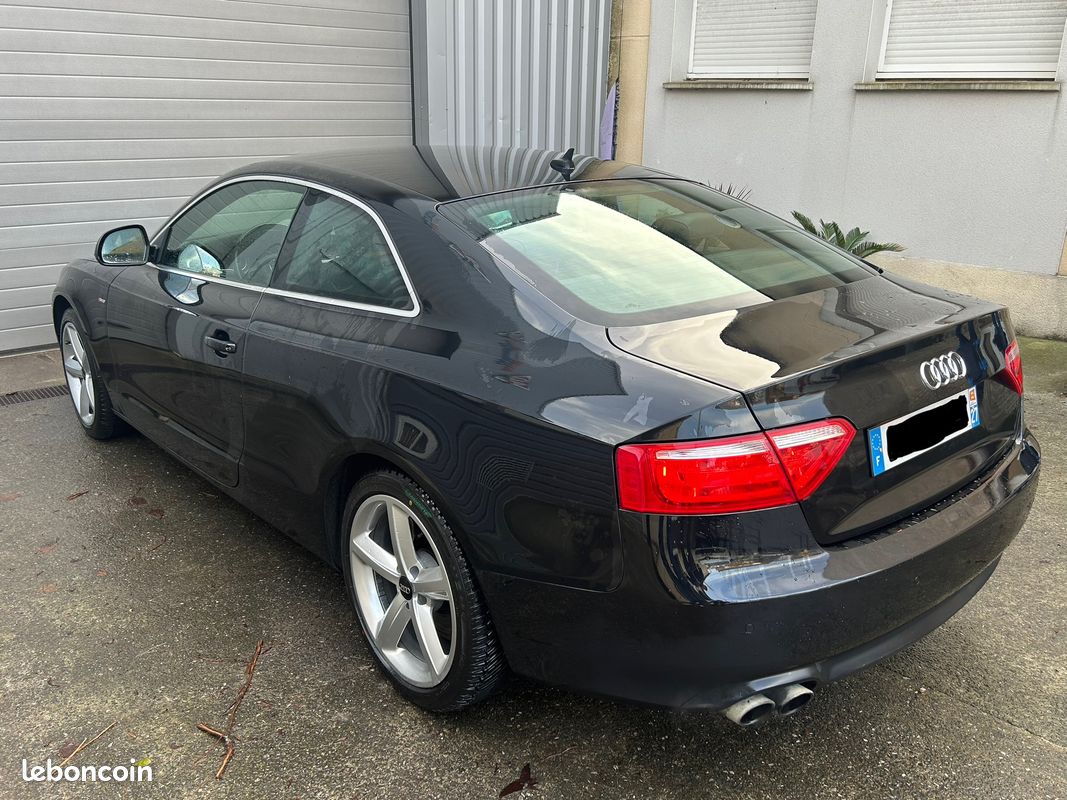 AUDI A5 Coupe S-LINE EXCELLENT état (image 4)